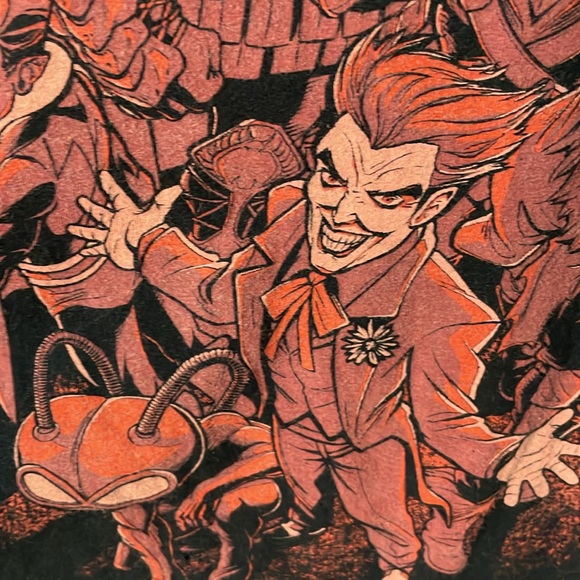 DC Funko “Most Wanted” Tee 🔥🔥 - Picture 5 of 7